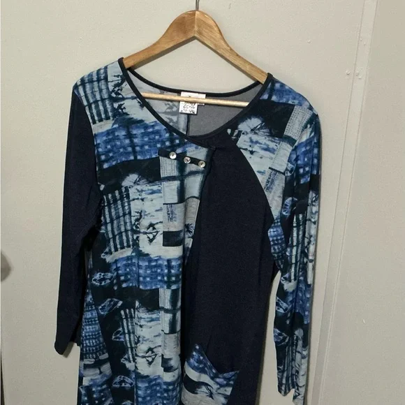 Parsley & Sage Navy and Blue Patchwork Blouse - Picture 3 of 8